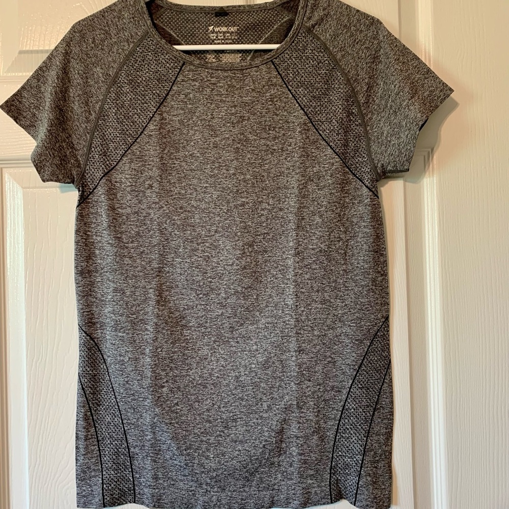 Workout top